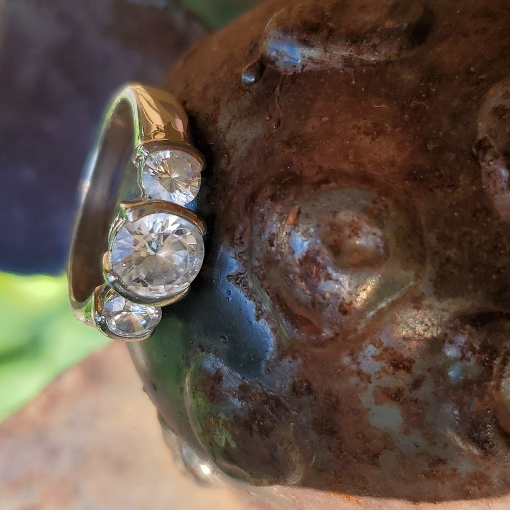 Silpada Retired R1171 Sterling Zirconia Ring Size 10 1/4